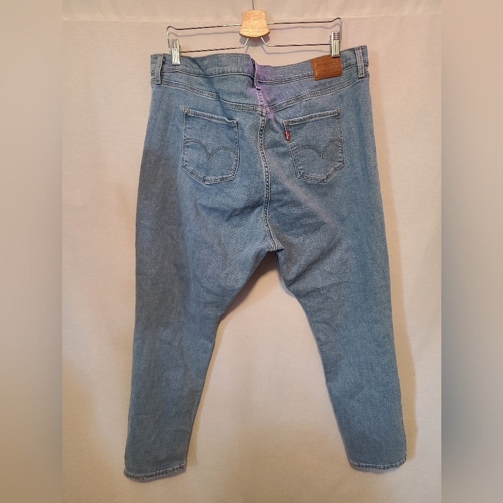 Levis 721 high rise skinny jeans- Plus size-   size 22- Light wash